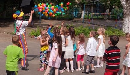 ¿Quieres estudiar para ser Especialista en Atención y Animación Infantil a Distancia? Los 8 principales Centros de Formación para estudiar